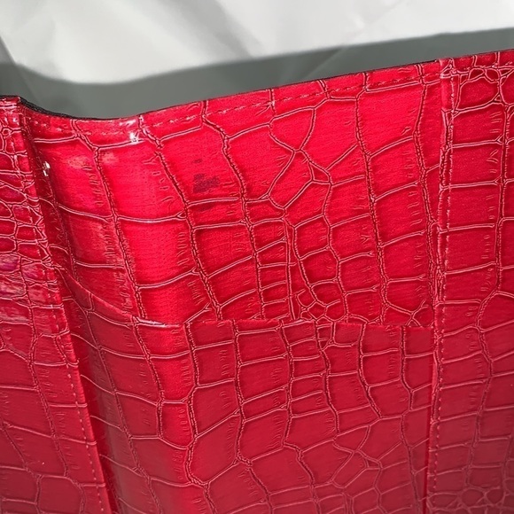 MICHE Ella Red Shell for classic base bag - Picture 2 of 4